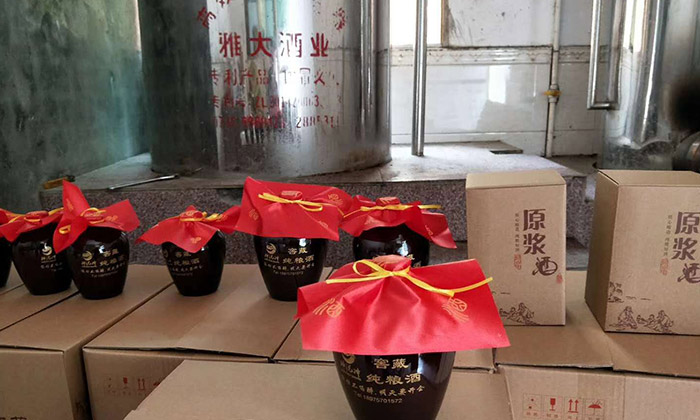 18雅大蒸酒設備學員段國華縣城一半以上用我的酒，那我就算成功了1.jpg