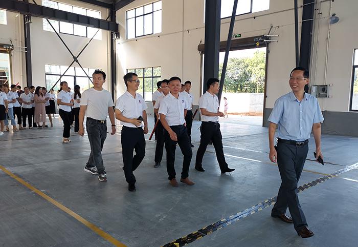 熱烈慶祝雅大智能不銹鋼釀酒設備廠喬遷大吉 5 熱烈慶祝雅大智能不銹鋼釀酒設備廠喬遷大吉 5