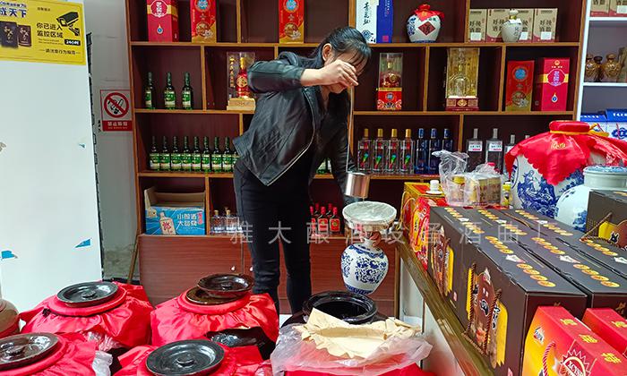 夏季用不銹鋼釀酒設(shè)備做酒，這3大白酒市場一定要把握住！6